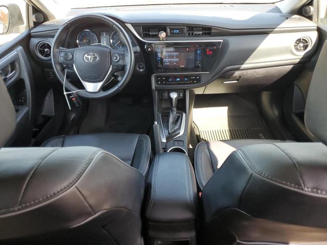 5YFBURHE8JP759973 - 2018 TOYOTA COROLLA L SILVER photo 8