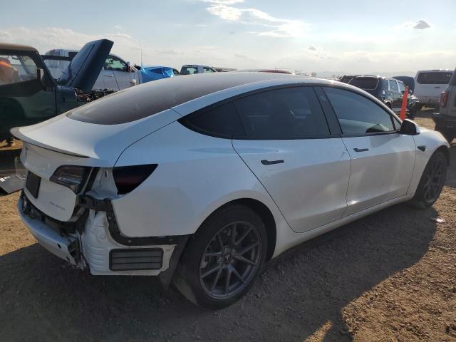 5YJ3E1EB1NF278039 - 2022 TESLA MODEL 3 白色 照片 3