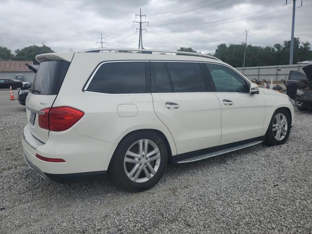 4JGDF7CE9DA158350 - 2013 MERZ GL 450 4MATIC BEIGE photo 3