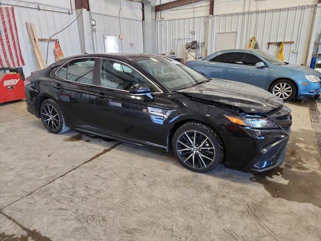 4T1G11AK7RU905595 - 2024 TOYOTA CAMRY SE NIGHT SHADE BLACK photo 4