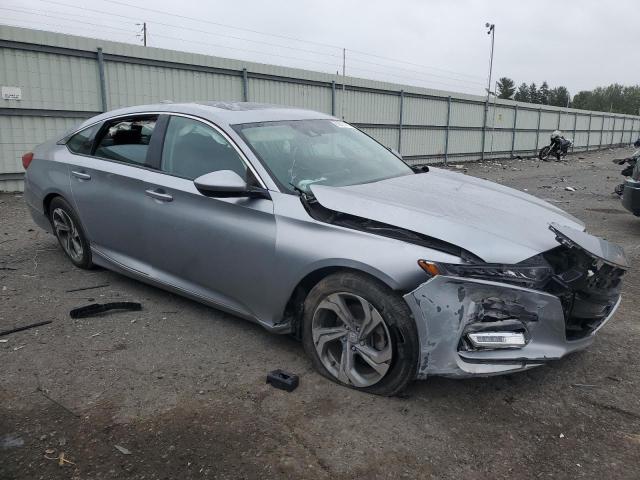 1HGCV1F49JA259615 - 2018 HONDA ACCORD EX SILVER photo 4