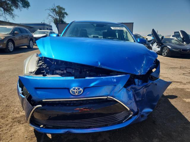 3MYDLBYVXJY324876 - 2018 TOYOTA YARIS IA BLUE photo 5