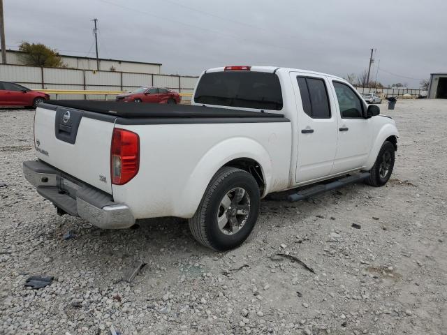 1N6AD0FR2AC439437 - 2010 NISSAN FRONTIER CREW CAB SE WHITE photo 3