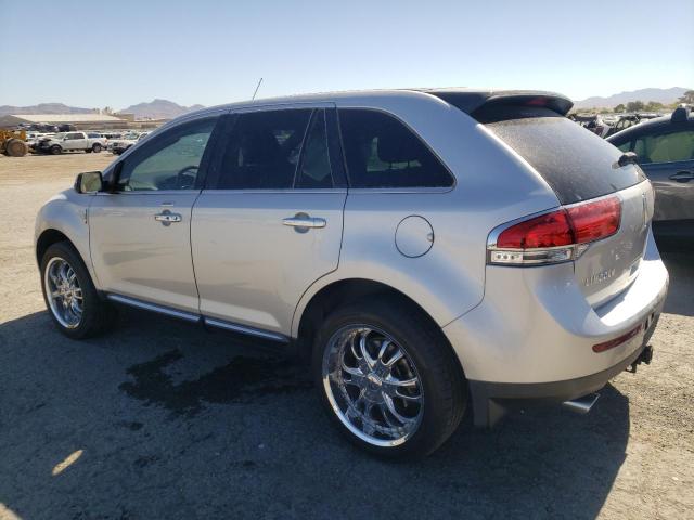 2LMDJ6JK5CBL00802 - 2012 LINCOLN MKX SILVER photo 2