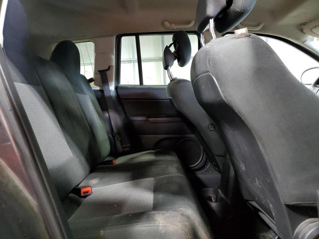 1C4NJCBAXGD611893 - 2016 JEEP COMPASS SPORT Grau Foto 11