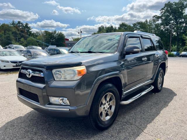 JTEBU5JR1B5069871 - 2011 TOYOTA 4RUNNER SR5 GRAY photo 2