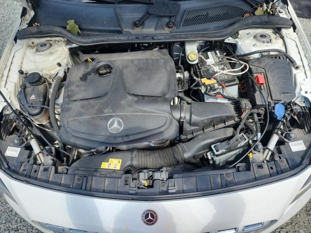 WDCTG4EB5JJ486434 - 2018 MERCEDES-BENZ GLA 250 Ақ фото 11