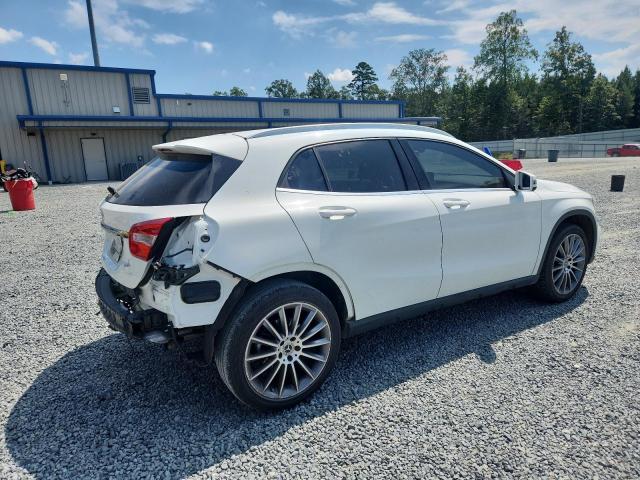 WDCTG4EB5JJ486434 - 2018 MERCEDES-BENZ GLA 250 Ақ фото 3