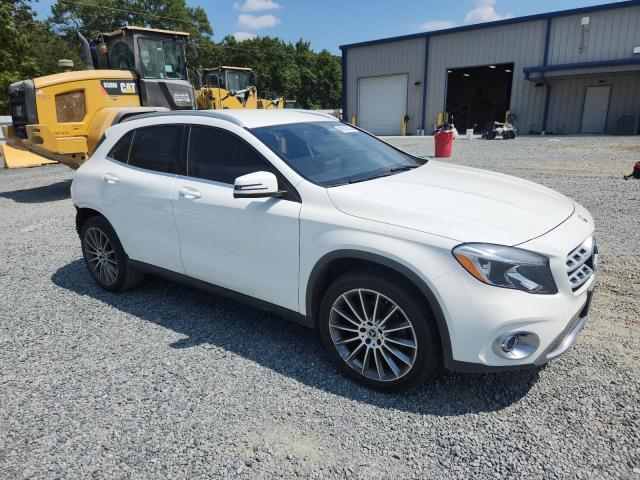 WDCTG4EB5JJ486434 - 2018 MERCEDES-BENZ GLA 250 Ақ фото 4