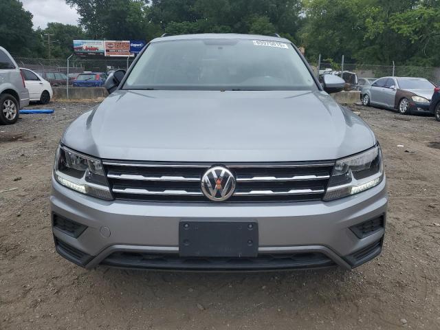 3VV0B7AX4LM158679 - 2020 VOLKSWAGEN TIGUAN S Plata foto 5