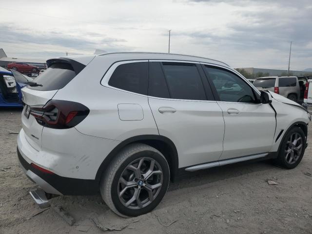 WBX47DP00PN190652 - 2023 BMW X3 SDRIVE30I WHITE photo 3