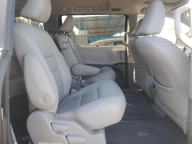 5TDYZ3DC5JS928173 - 2018 TOYOTA SIENNA XLE Vert photo 11