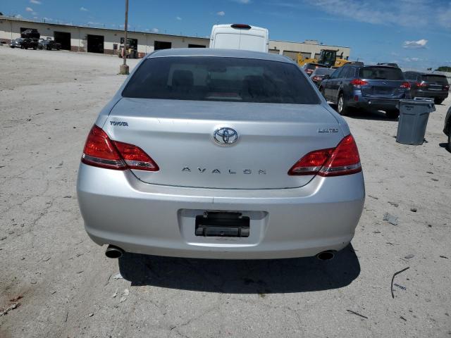 4T1BK36B16U138981 - 2006 TOYOTA AVALON XL 银色 照片 6