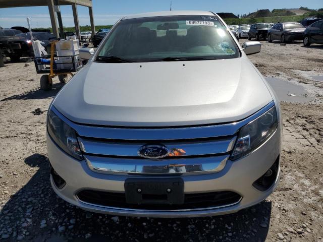 3FAHP0HA6AR210699 - 2010 FORD FUSION SE SILVER photo 5