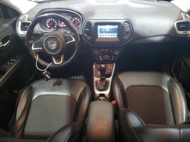 3C4NJDBB2LT120124 - 2020 JEEP COMPASS LATITUDE 黑色 照片 8