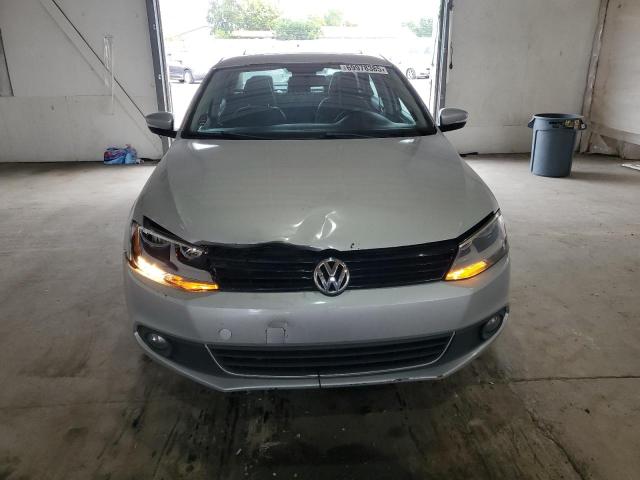 3VWLP7AJXCM399958 - 2012 VOLKSWAGEN JETTA SEL SILVER photo 5