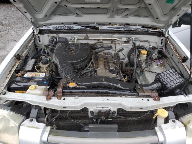 1N6DD26S51C336282 - 2001 NISSAN FRONTIER KING CAB XE SILVER photo 11