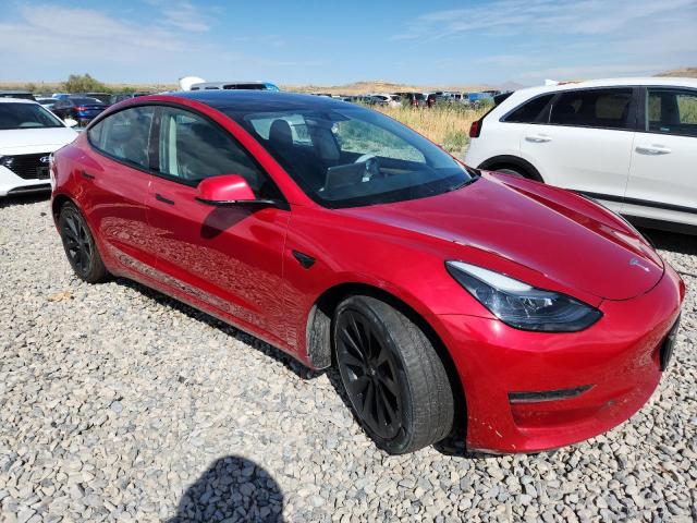 5YJ3E1EA7NF185355 - 2022 TESLA MODEL 3 RED photo 4