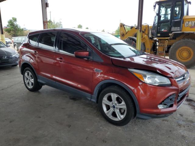 1FMCU0GX5GUC73017 - 2016 FORD ESCAPE SE BURGUNDY photo 4