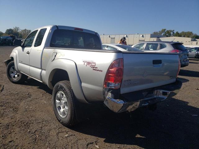 5TEUU42N07Z454099 - 2007 TOYOTA TACOMA ACCESS CAB ვერცხლისფერი ფოტო 2