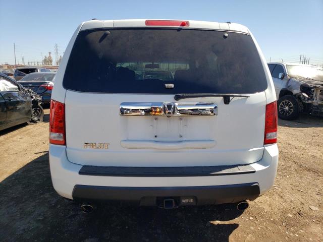 5FNYF3H55BB052649 - 2011 HONDA PILOT EXL WHITE photo 6