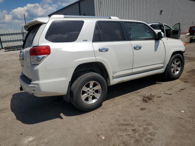 JTEZU5JR6B5022026 - 2011 TOYOTA 4RUNNER SR5 白色 照片 3