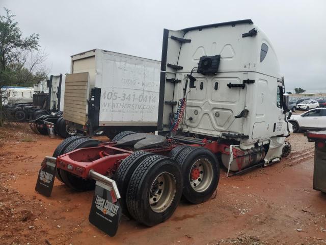 3AKJHHDR0MSMM3433 - 2021 FREIGHTLINER CASCADIA 1 WHITE photo 4