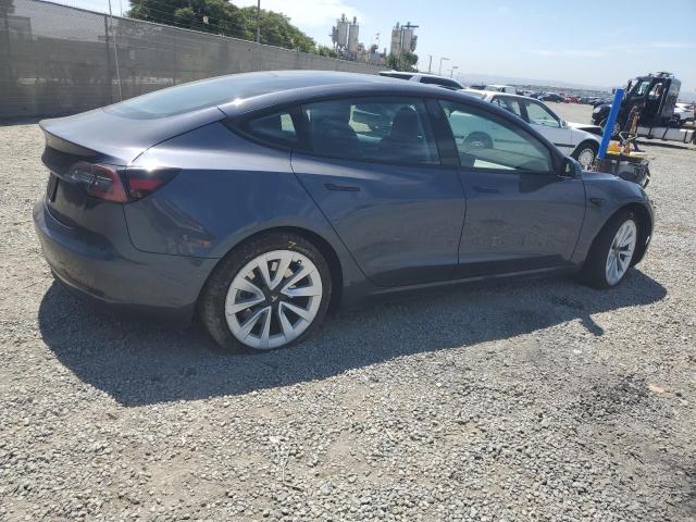 5YJ3E1EA5NF372481 - 2022 TESLA MODEL 3 GRAY photo 3