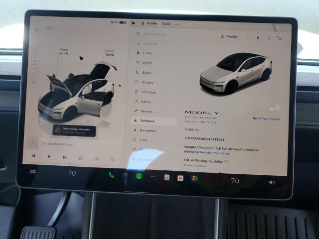 7SAYGDEE3TF348054 - 2026 TESLA MODEL Y WHITE photo 9