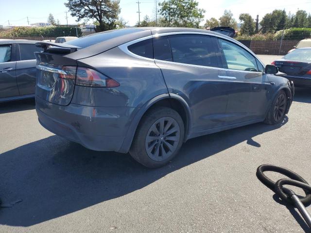5YJXCBE21JF136877 - 2018 TESLA MODEL X Boz foto 3
