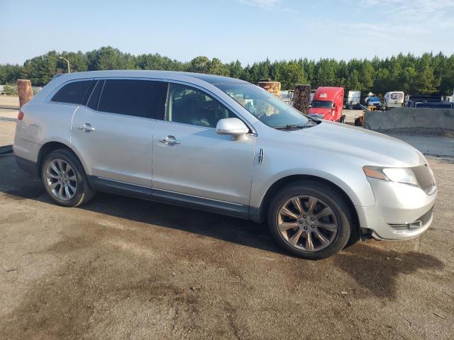2LMHJ5FK2FBL00524 - 2015 LINCOLN MKT SILVER photo 4