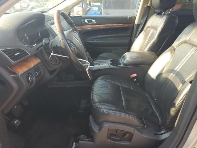 2LMHJ5FK2FBL00524 - 2015 LINCOLN MKT SILVER photo 7