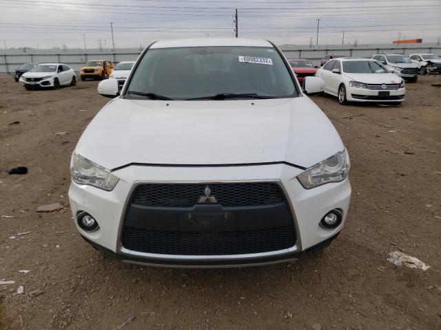 JA4JS4AX2BU037980 - 2011 MITSUBISHI OUTLANDER XLS WHITE photo 5