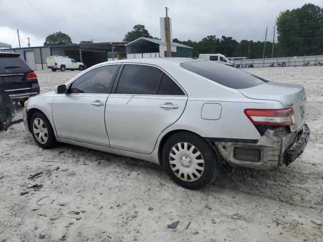 4T1BF3EK8AU532699 - 2010 TOYOTA CAMRY BASE SILVER photo 2