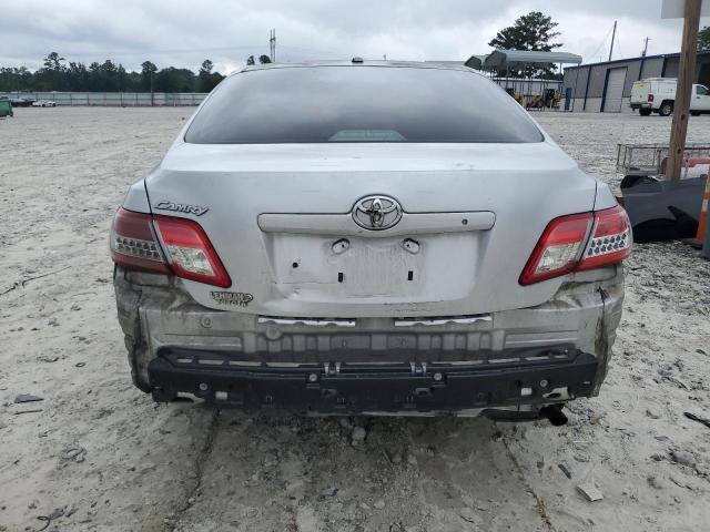 4T1BF3EK8AU532699 - 2010 TOYOTA CAMRY BASE SILVER photo 6