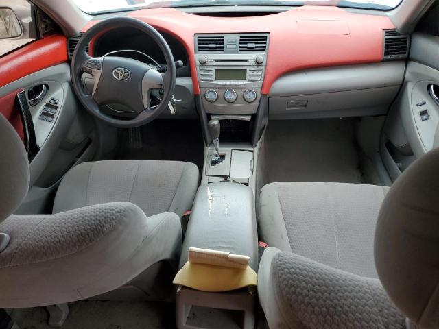 4T1BF3EK8AU532699 - 2010 TOYOTA CAMRY BASE SILVER photo 8