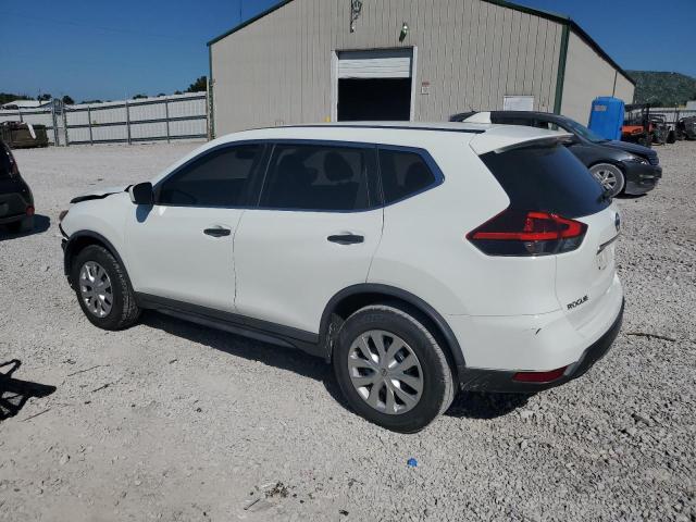KNMAT2MV4JP567611 - 2018 NISSAN ROGUE S თეთრი ფოტო 2