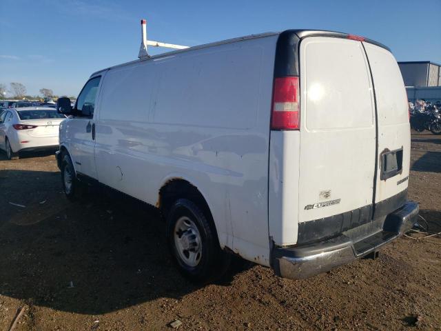 1GCHG35V561247618 - 2006 CHEVROLET EXPRESS G3 WHITE photo 2