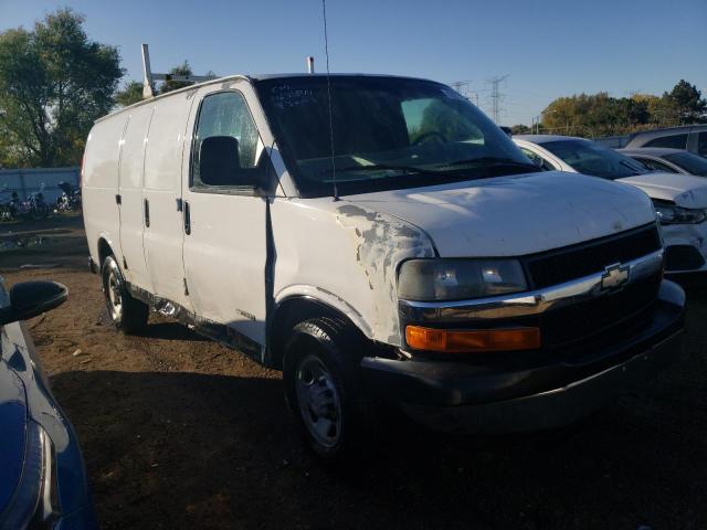 1GCHG35V561247618 - 2006 CHEVROLET EXPRESS G3 WHITE photo 4