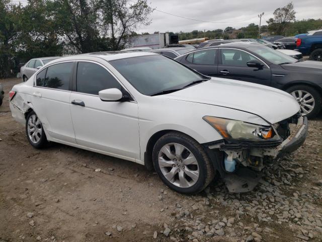 1HGCP26849A197717 - 2009 HONDA ACCORD EXL WHITE photo 4