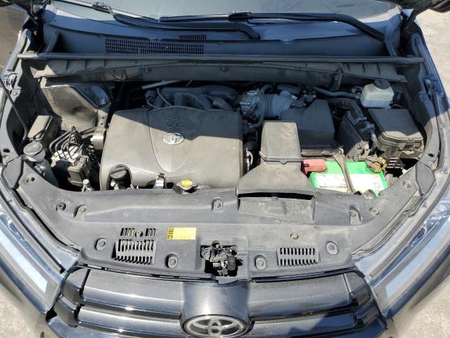 5TDJZRFH4HS362028 - 2017 TOYOTA HIGHLANDER SE 黑色 照片 12