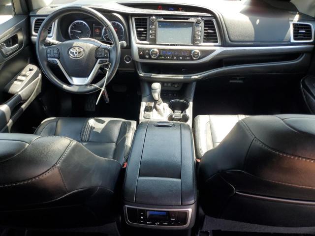 5TDJZRFH4HS362028 - 2017 TOYOTA HIGHLANDER SE 黑色 照片 8