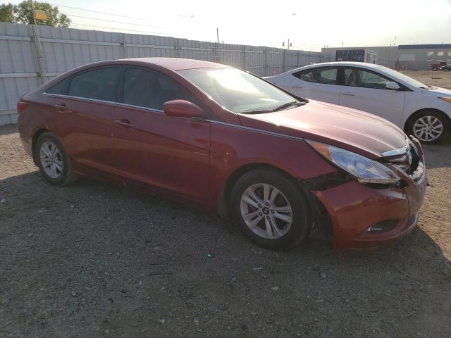 5NPEB4AC4DH590177 - 2013 HYUNDAI SONATA GLS RED photo 4