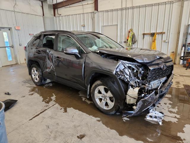 2T3P1RFV0MC148624 - 2021 TOYOTA RAV4 XLE GRAY photo 4