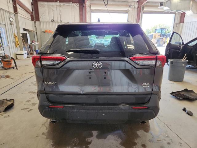 2T3P1RFV0MC148624 - 2021 TOYOTA RAV4 XLE GRAY photo 6