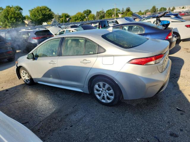 JTDEPMAE5N3017384 - 2022 TOYOTA COROLLA LE Gümüş fotoğraf 2