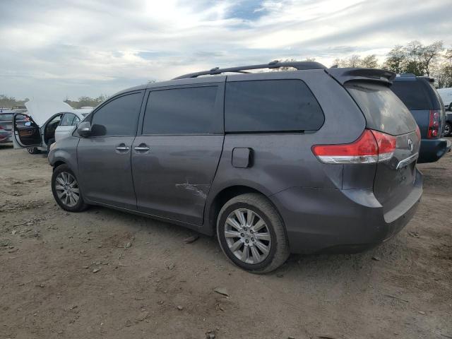 5TDDK3DC5ES072446 - 2014 TOYOTA SIENNA XLE GRAY photo 2