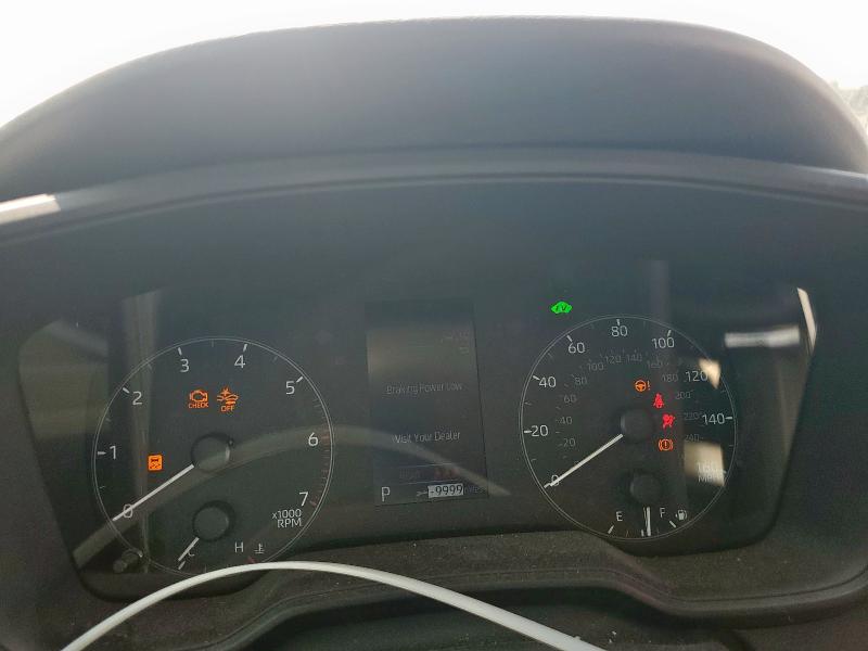 JTDBCMFE4R3030947 - 2024 TOYOTA COROLLA LE 白色 照片 9