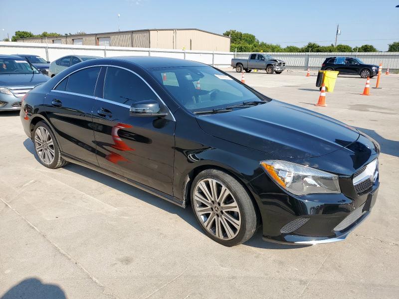 WDDSJ4EB6JN582851 - 2018 MERCEDES-BENZ CLA 250 黑色 照片 4