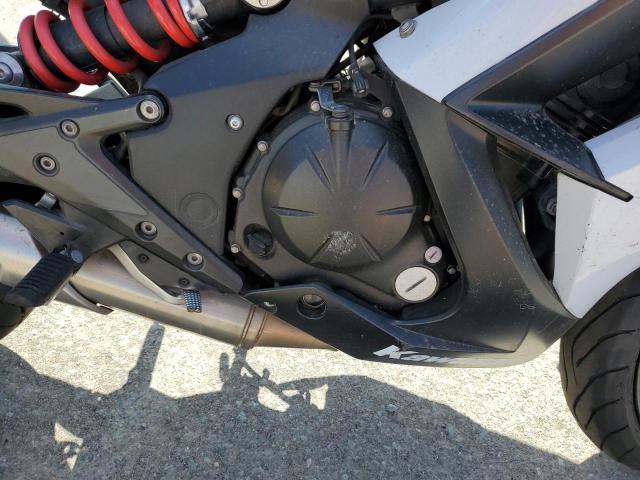 JKAEXEE18DDA11503 - 2013 KAWASAKI EX650 E WHITE photo 7